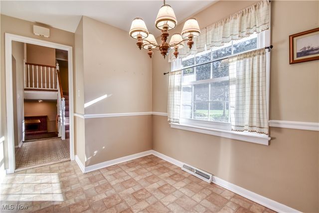 6145 Hemingway Road, Mayfield Village, OH 44143