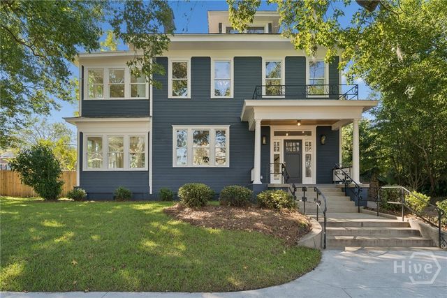 111 E 49th Street, Savannah, GA 31405