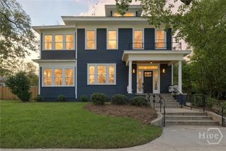 111 E 49th Street, Savannah, GA 31405