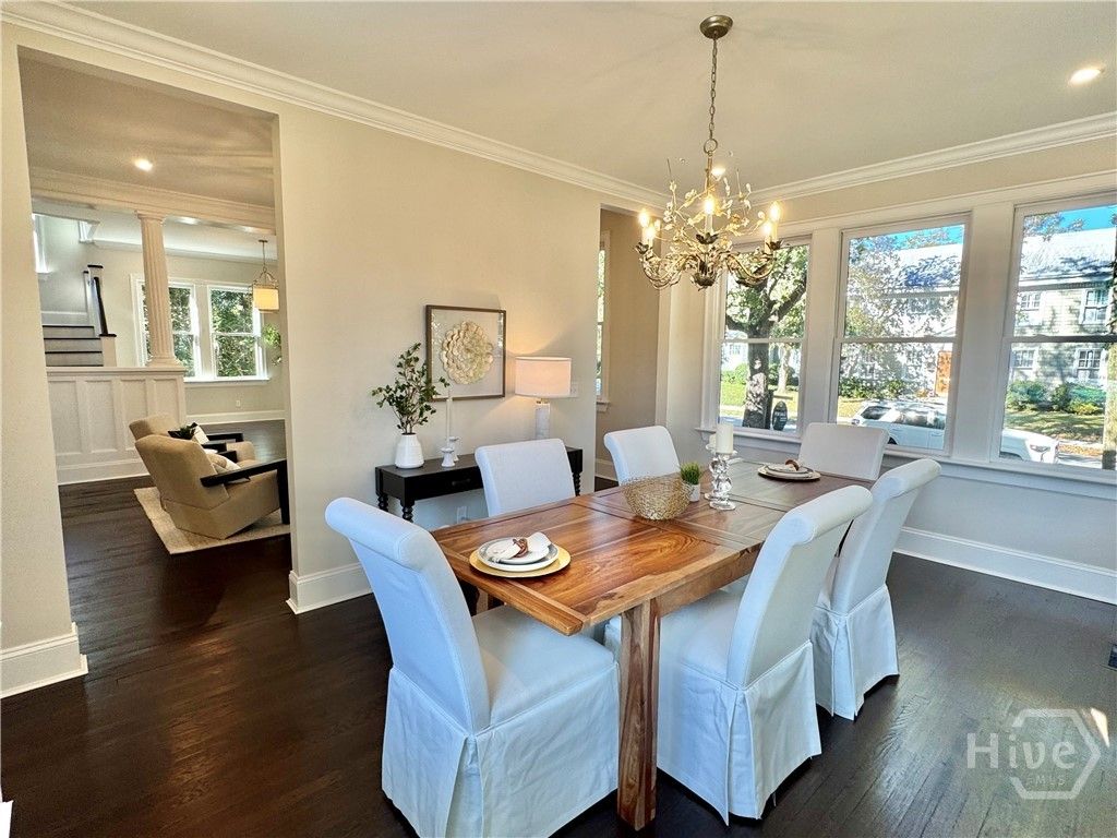 Image 21 of property listing at 111 E 49th Street, Savannah, GA 31405