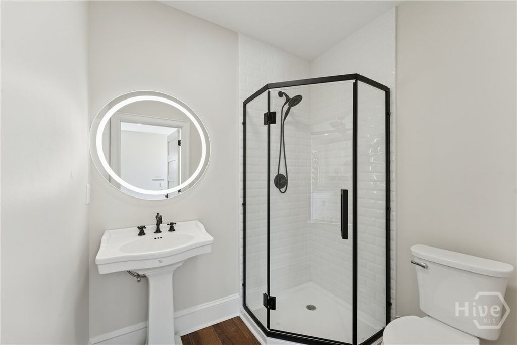 Image 60 of property listing at 111 E 49th Street, Savannah, GA 31405