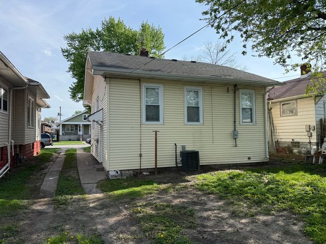 338 157th Street, Calumet City, IL 60409