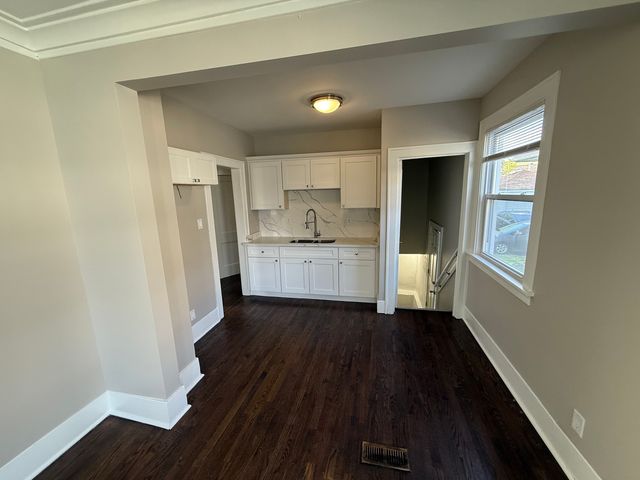 338 157th Street, Calumet City, IL 60409