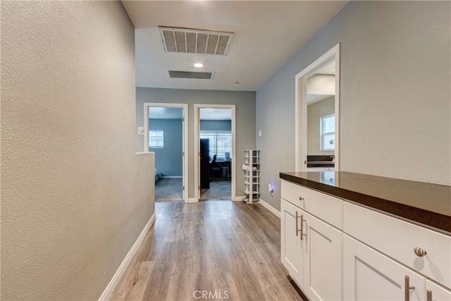 404 Garden Way, Colton, CA 92324