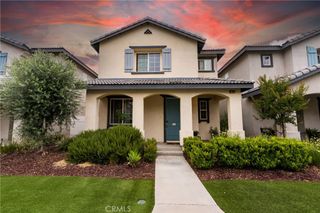 404 Garden Way, Colton, CA 92324