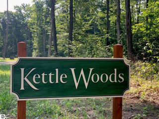 005 Kettle Way, Empire, MI 49630