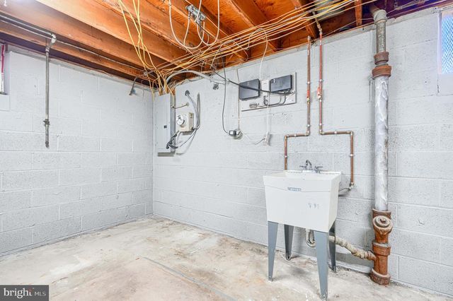 1 CHRIS CT, Baltimore, MD 21244