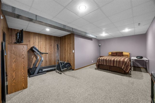 2290 Hillview Drive, Marion, IA 52302