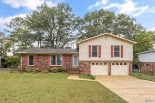 12210 Chicamauga Trail, Huntsville, AL 35803