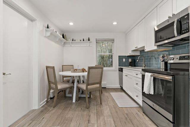 788 Reef Road, Fairfield, CT 06824