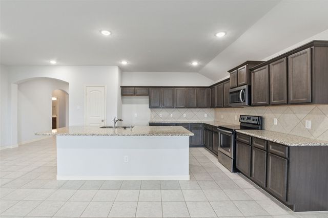 8020 Privet Street, Forney, TX 75126