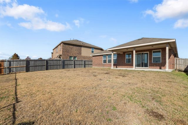 8020 Privet Street, Forney, TX 75126