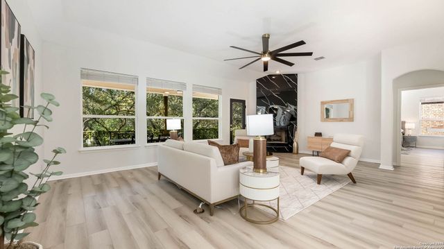 9650 Calmont Way, San Antonio, TX 78251