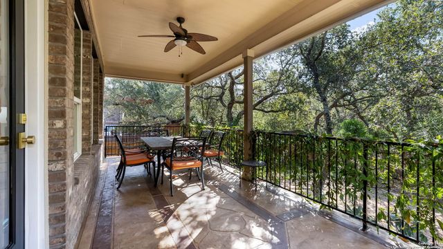 9650 Calmont Way, San Antonio, TX 78251