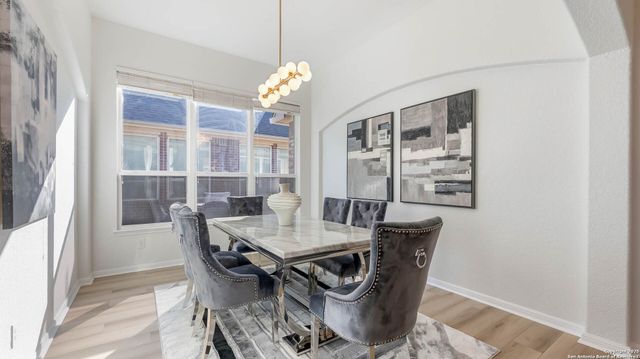 9650 Calmont Way, San Antonio, TX 78251