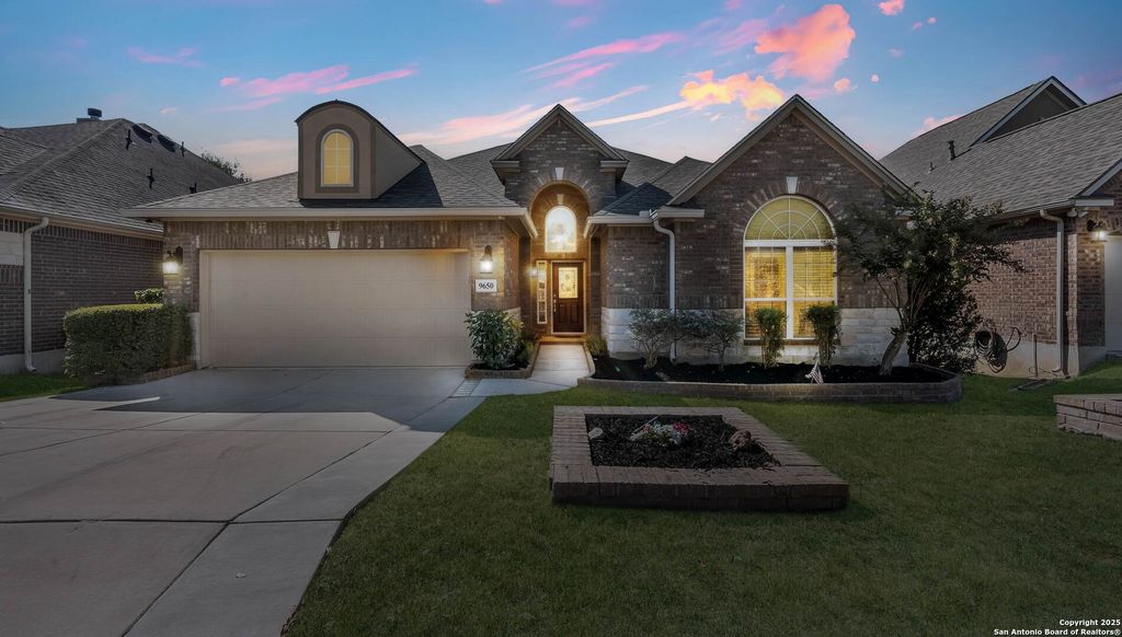 9650 Calmont Way, San Antonio, TX 78251