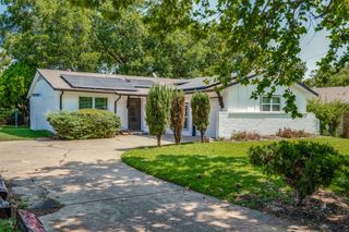 451 Southport Drive, Dallas, TX 75232