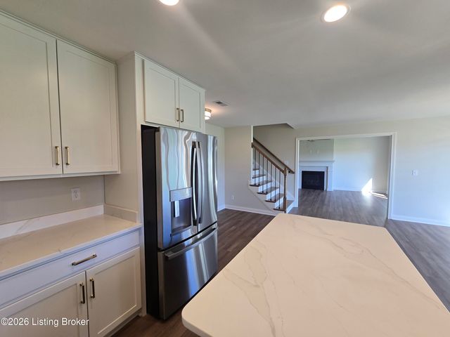 4421 Lochridge Pkwy, Louisville, KY 40299