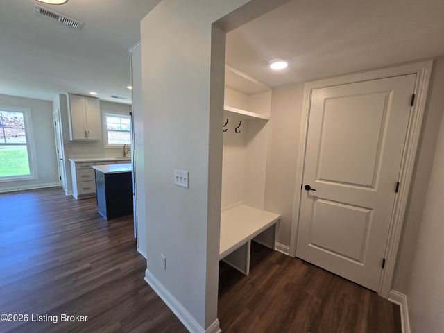 4421 Lochridge Pkwy, Louisville, KY 40299