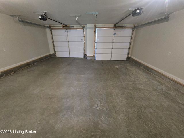 4421 Lochridge Pkwy, Louisville, KY 40299