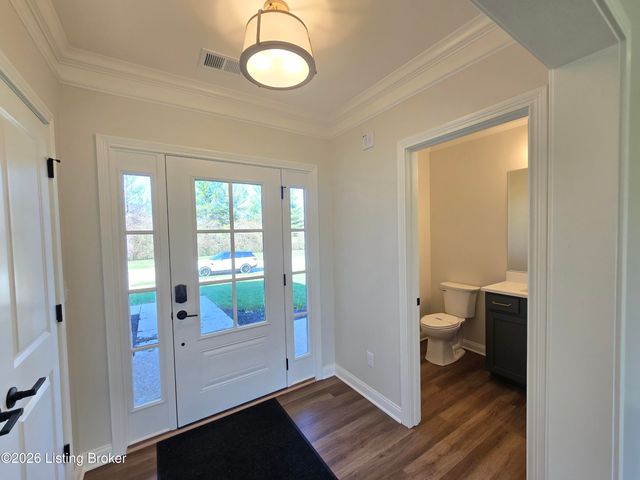 4421 Lochridge Pkwy, Louisville, KY 40299