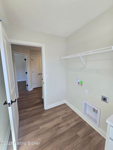 4421 Lochridge Pkwy, Louisville, KY 40299