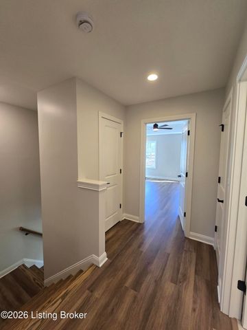 4421 Lochridge Pkwy, Louisville, KY 40299