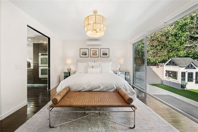 928 Quivera, Laguna Beach, CA 92651