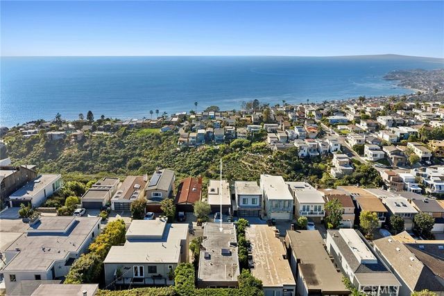 928 Quivera, Laguna Beach, CA 92651