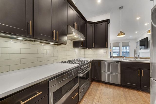 207 Academy Street 104, Valparaiso, IN 46383