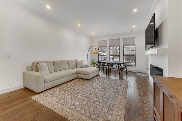 207 Academy Street 104, Valparaiso, IN 46383