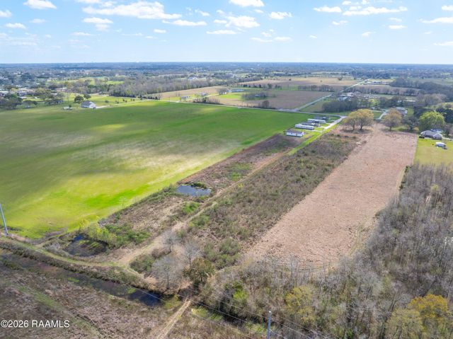 3808 W Gloria Switch Road, Church Point, LA 70525