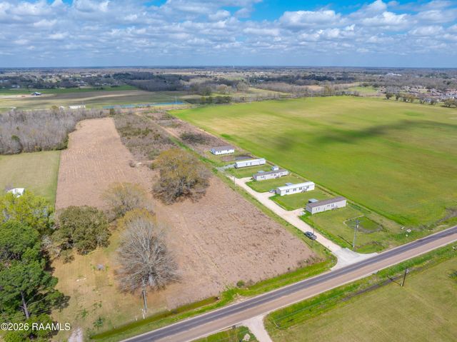 3808 W Gloria Switch Road, Church Point, LA 70525