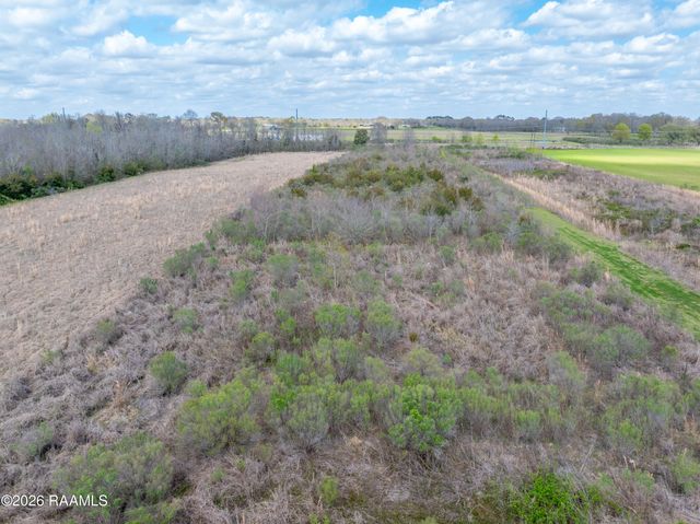 3808 W Gloria Switch Road, Church Point, LA 70525