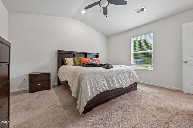 137 Old Head Way, Fuquay Varina, NC 27526
