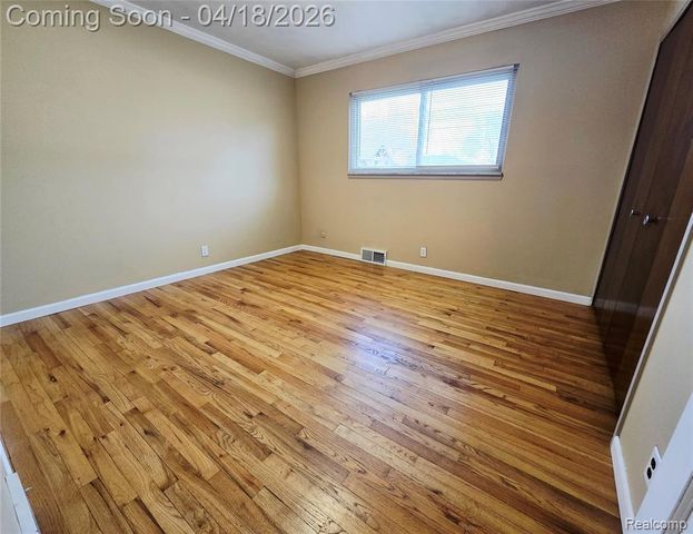 33742 Elford Drive, Sterling Heights, MI 48312