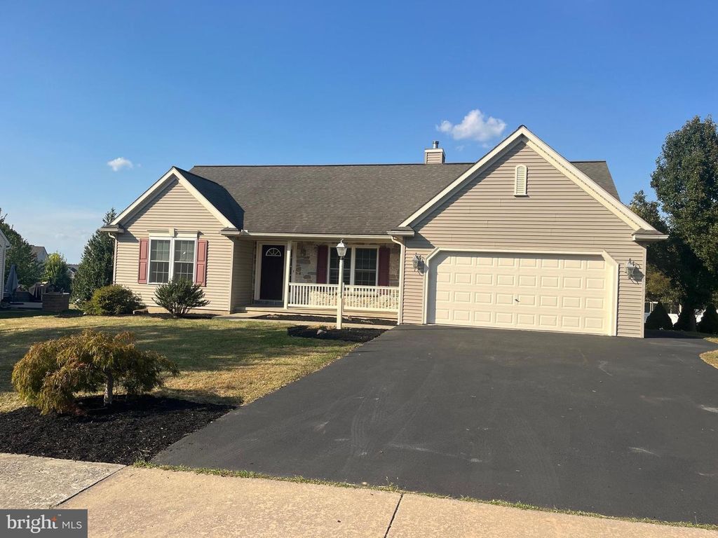 1411 MARTIN ST, East Earl, PA 17519