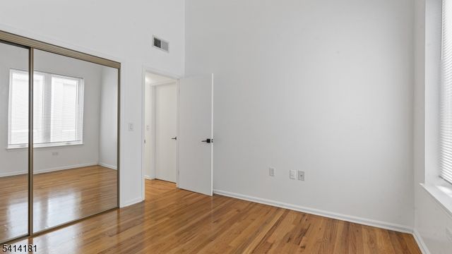 308 Passaic Ave, Harrison Town, NJ 07029