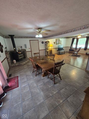 186 Ryan Court, Spencer, IN 47460