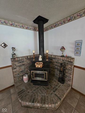 186 Ryan Court, Spencer, IN 47460