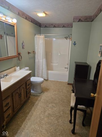 186 Ryan Court, Spencer, IN 47460
