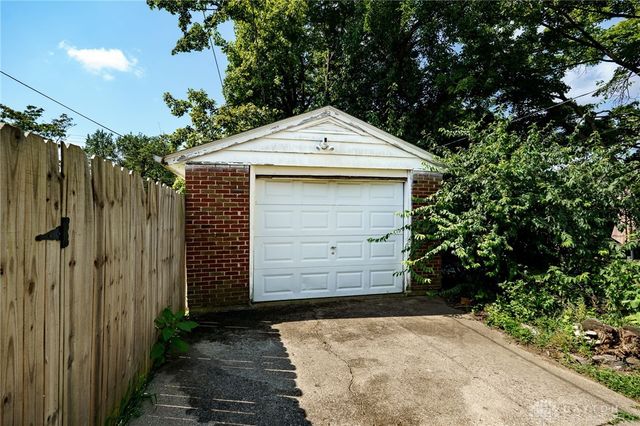1650 Darst Avenue, Dayton, OH 45403