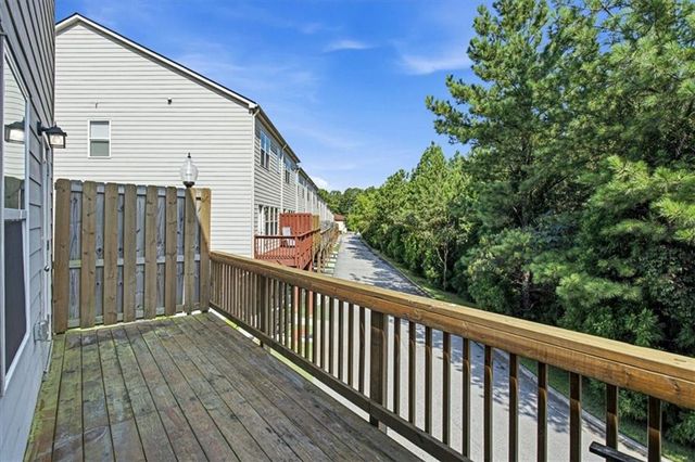 256 Ismal Drive SW, Atlanta, GA 30331