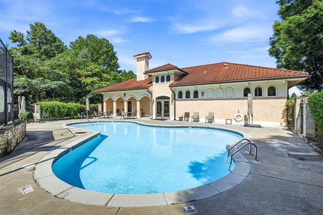 256 Ismal Drive SW, Atlanta, GA 30331