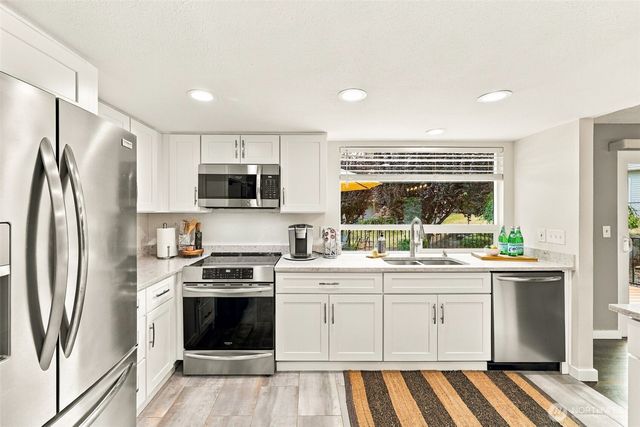 29608 3rd Avenue S, Federal Way, WA 98003