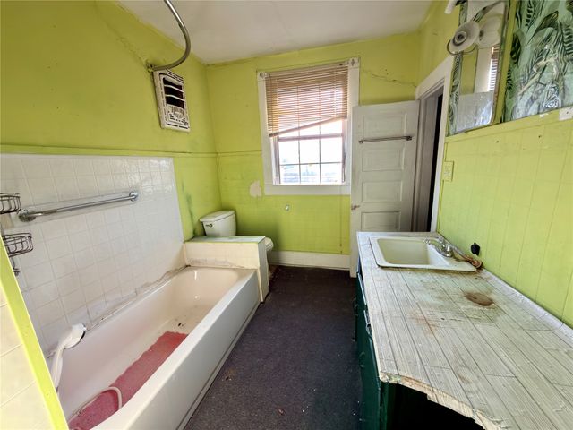 304 E 1st Avenue, Corsicana, TX 75110