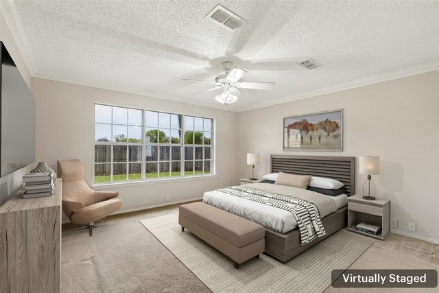 133 Hanover Street, Grand Prairie, TX 75052