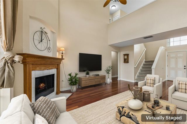 133 Hanover Street, Grand Prairie, TX 75052