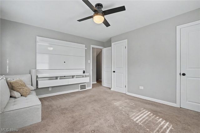 20060 Parkview Avenue, Rocky River, OH 44116