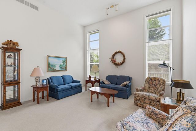 8471 Bryce Court, Inver Grove Heights, MN 55076
